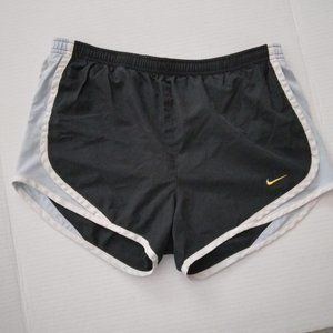 Nike gyn/running shorts, XS